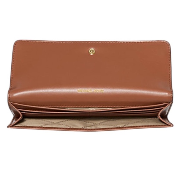 Michael Kors Jet Set Wallet - Picture 3 of 4